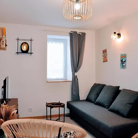 A - La Maison Du Bonheur
